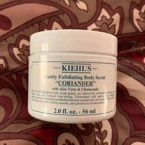 Kiehls exfoliating body scrub coriander